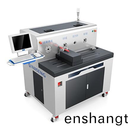 自(zi)動(dong)剝(bo)皮(pi)繙(fan)切(qie)一體機(jī)(ji)